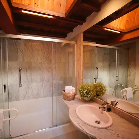 O Casal Arbores Villa Santiago de Compostela